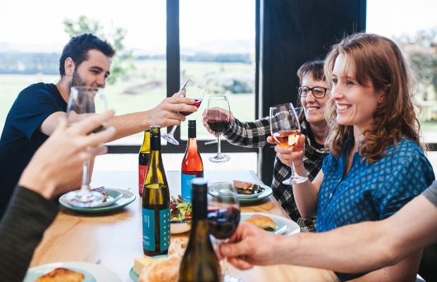 Kiwi Wine Company Donating 100% of proceeds